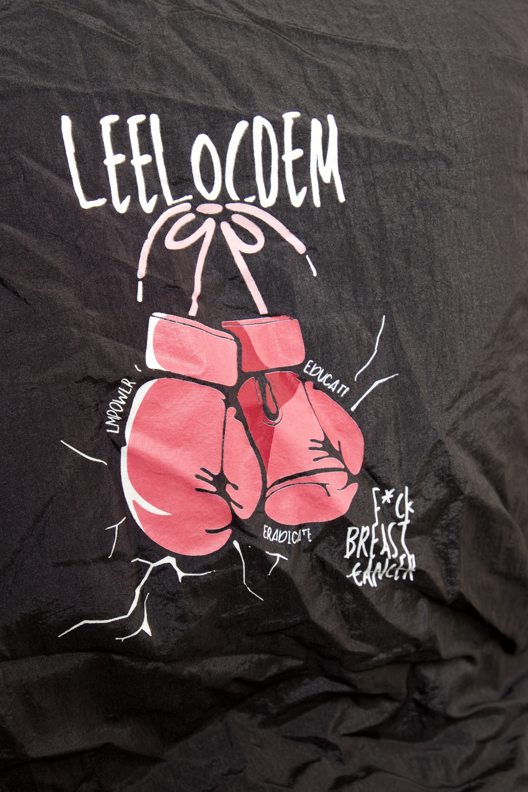 LEELOCDEM breast cancer awareness tee, boxing-glove graphic